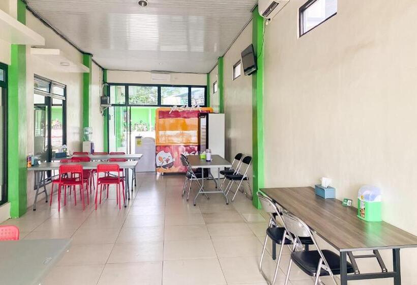 Отель Reddoorz Near Institut Teknologi Sumatera Itera Lampung