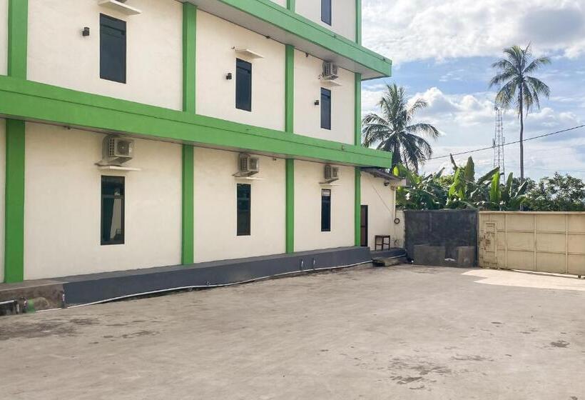 Отель Reddoorz Near Institut Teknologi Sumatera Itera Lampung