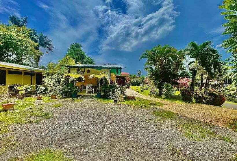 Hotelli Tierra De Volcanes