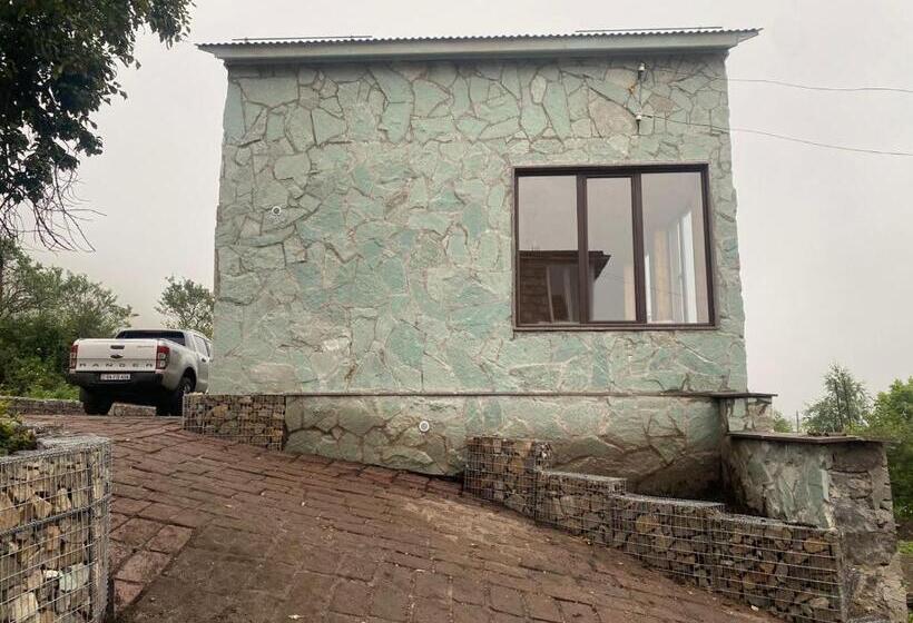 پانسیون Chalet Lermo