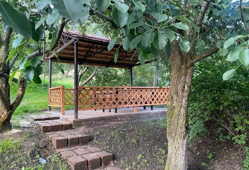 Majatalo Chalet Lermo