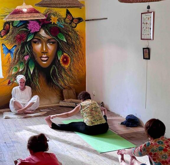 پانسیون Maison En Plein Coeur De La Cité Médiévale De Moret Sur Loing Avec Jardin !