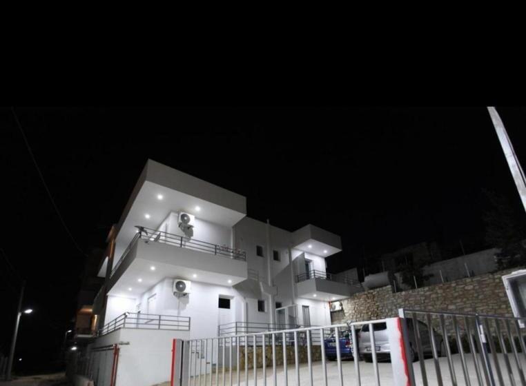 Pensión Sunset View Aprtaments