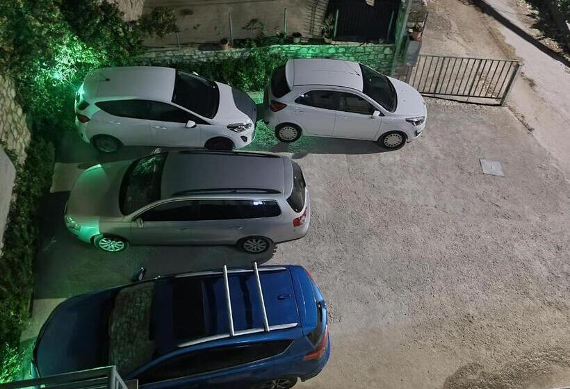 Pensión Sunset View Aprtaments