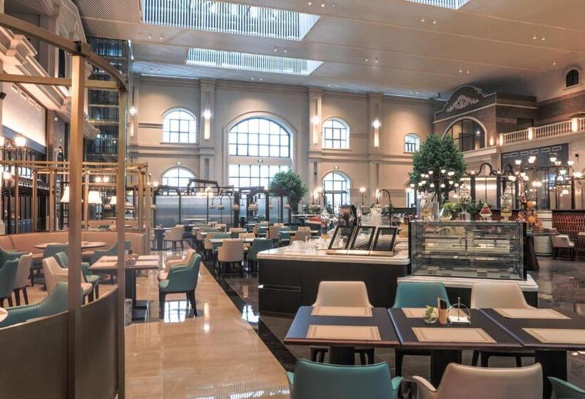 长沙融创施柏阁酒店