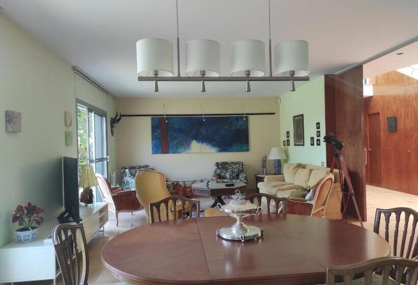 هاستل Ca La Michele