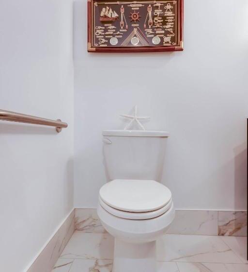 ユースホステル Ships Inn