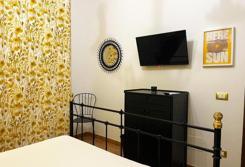 هتل Agriturismo Domus Tuscia