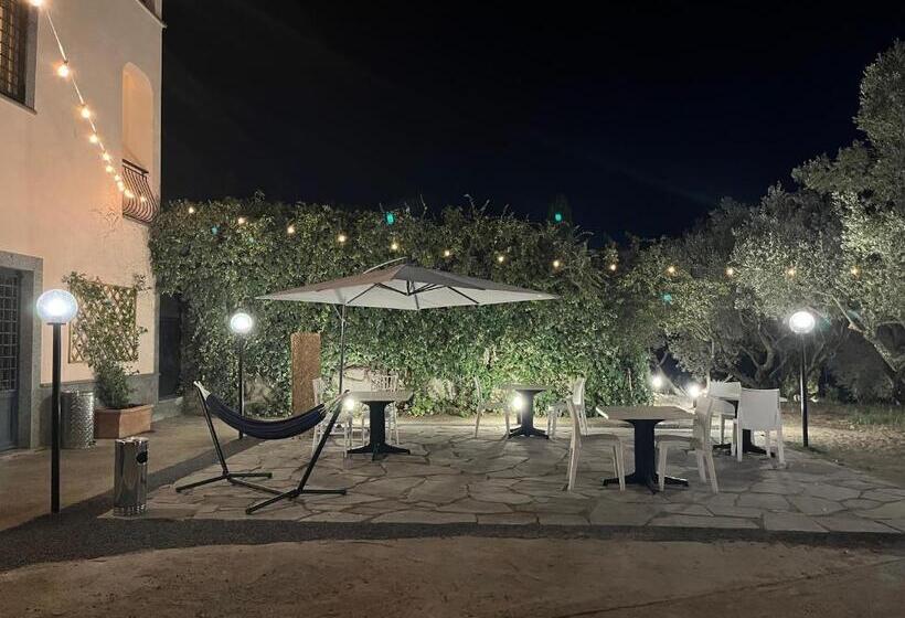 هتل Agriturismo Domus Tuscia