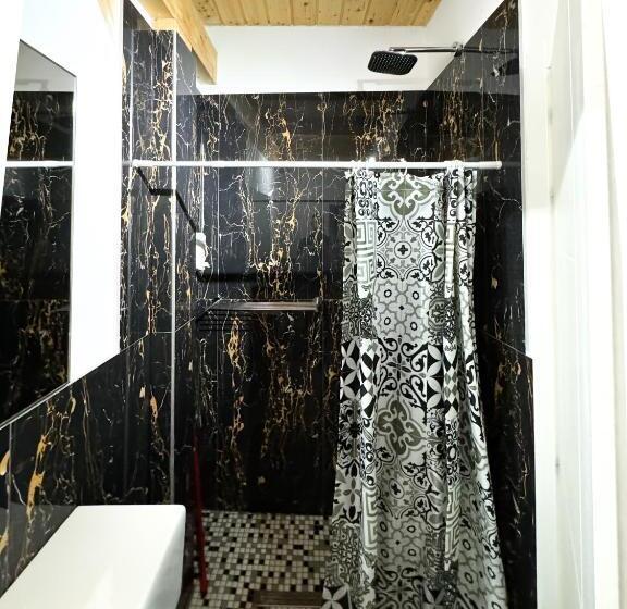 בית מלון כפרי Velipoja Escape