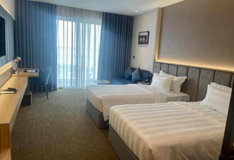 Hotel Wyndham Garden Legend Halong