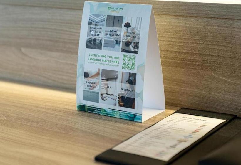 Hotel Wyndham Garden Legend Halong