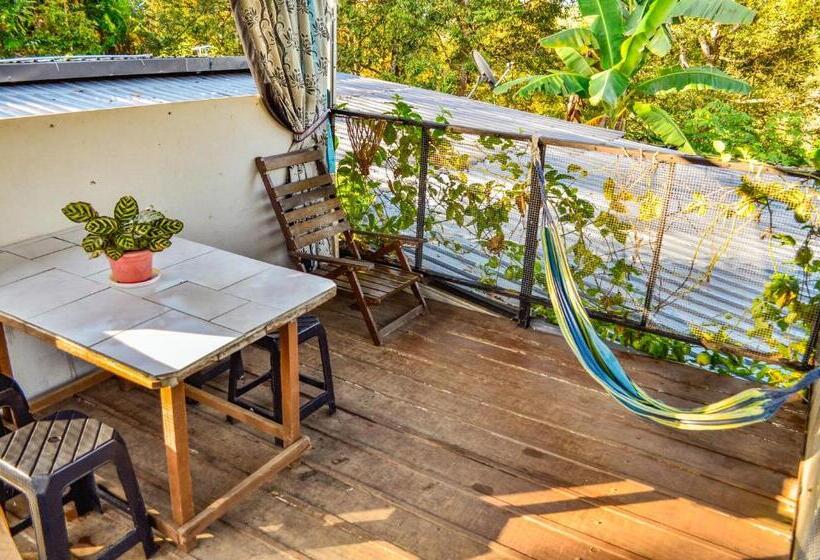 פנסיון Da Family Mini Garden