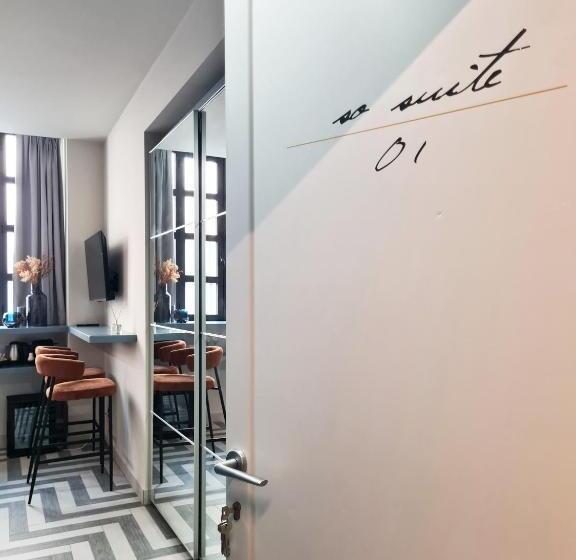 پانسیون Serendipity Rooms   Navigli