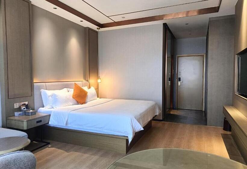 Poltton International Apartment Hotel Yangjiang Donghui Plaza