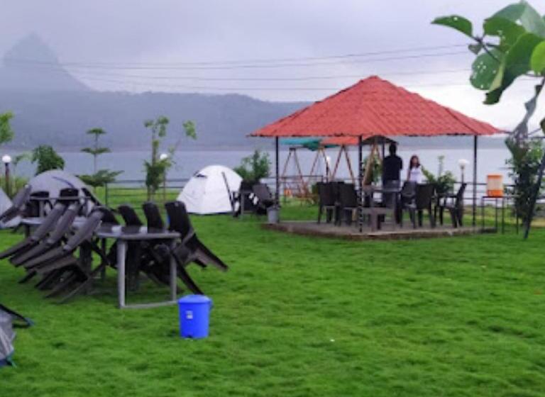 אתר נופש Camp Pawna View Maval