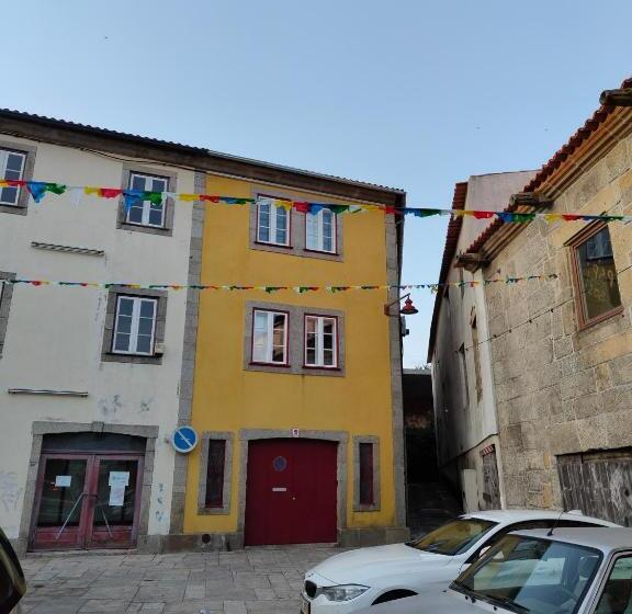 Urbe Sanchina   Hostel & Suites