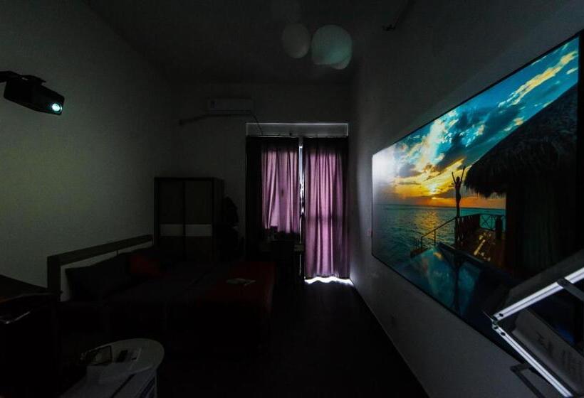 Wesu微宿时尚公寓（深圳龙华大浪时尚大浪小镇店）