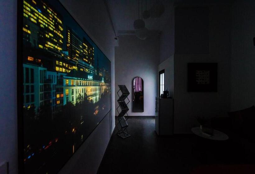 Wesu微宿时尚公寓（深圳龙华大浪时尚大浪小镇店）