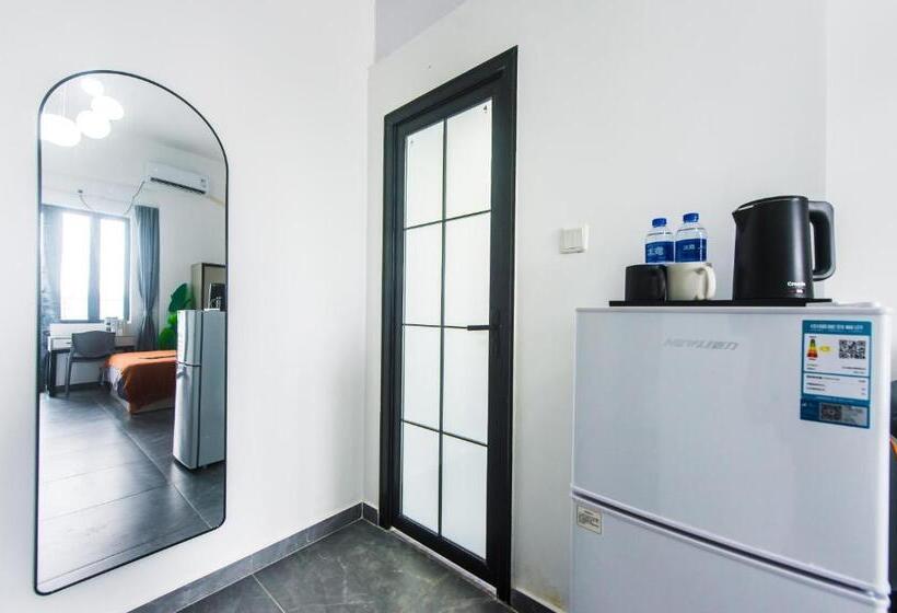 Wesu微宿时尚公寓（深圳龙华大浪时尚大浪小镇店）