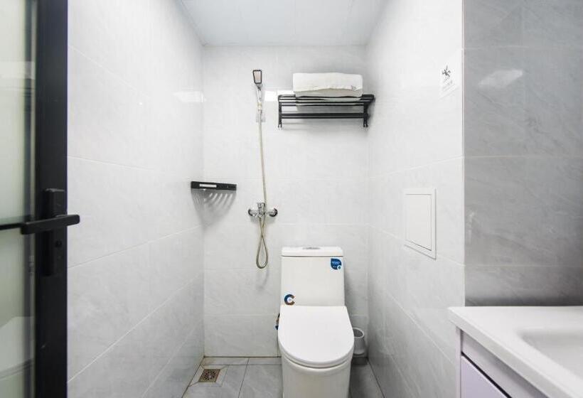 Wesu微宿时尚公寓（深圳龙华大浪时尚大浪小镇店）