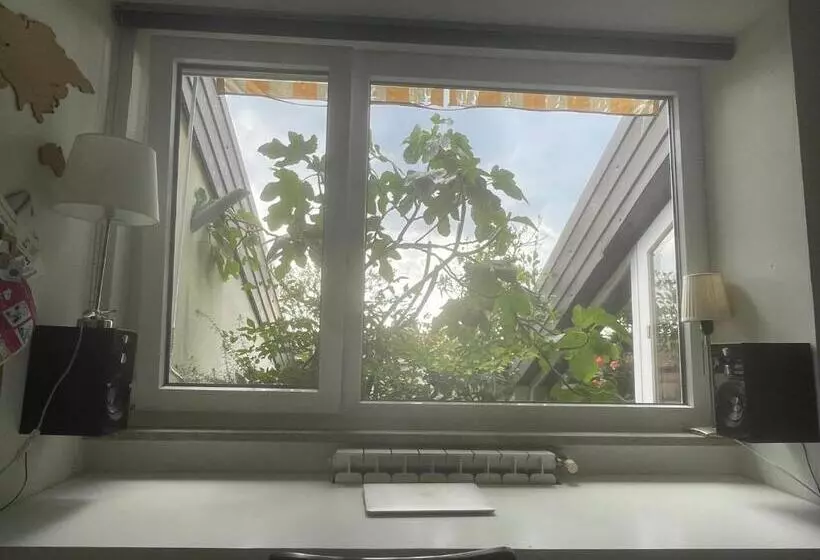تختخواب و صبحانه Piccola Accogliente E Luminosa Camera In Appartamento Con Terrazza Vista Mare