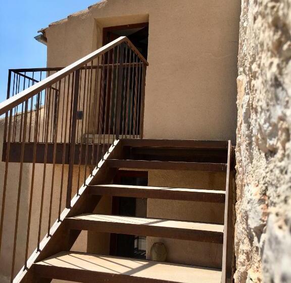 تختخواب و صبحانه Torres De Selma Eco Resort