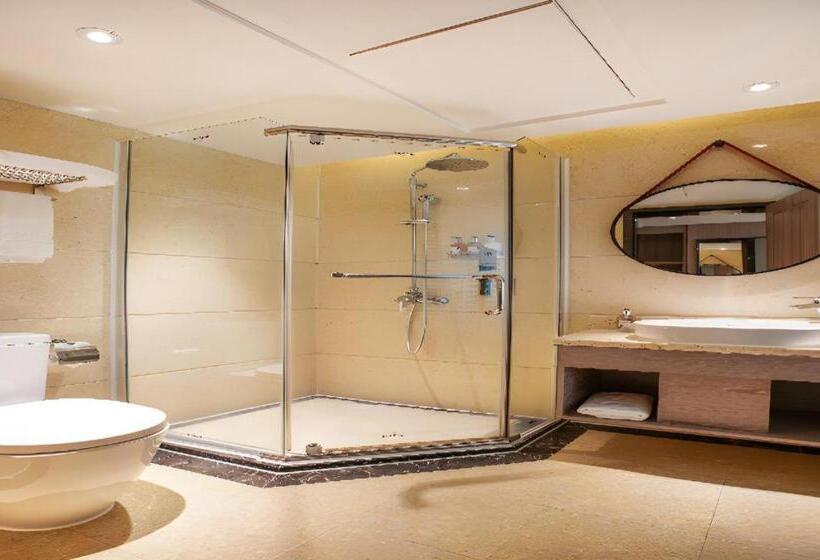 Borrman Hotel Yangjiang Baili Square