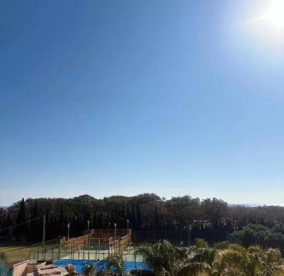 Hotelli Cambrils Paradise