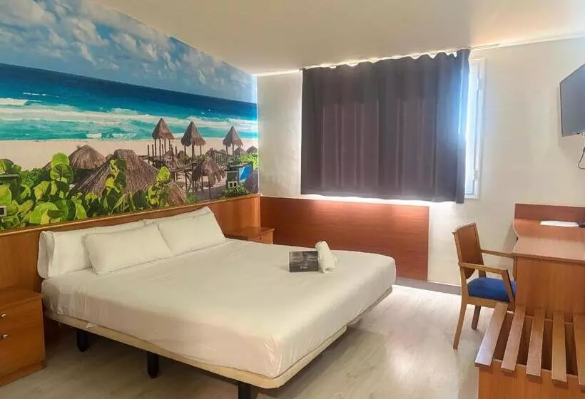 Hotelli Cambrils Paradise