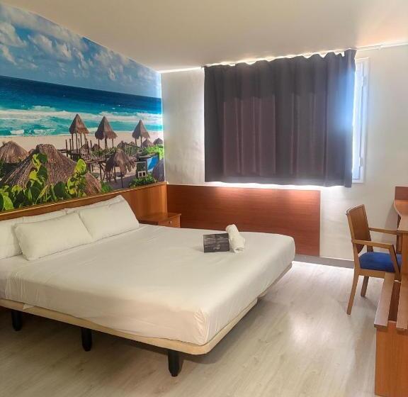 هتل Cambrils Paradise