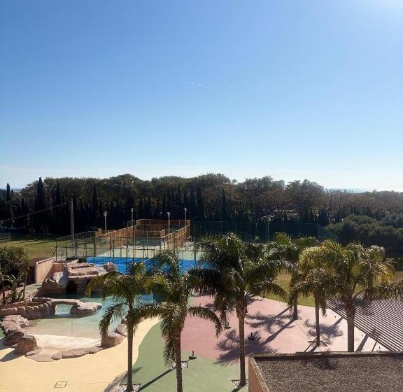 هتل Cambrils Paradise