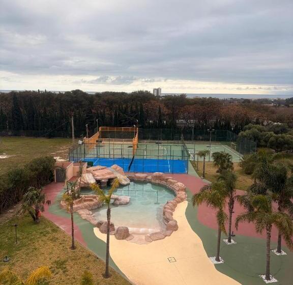 هتل Cambrils Paradise