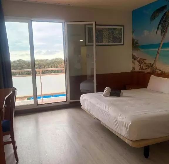 Hotelli Cambrils Paradise