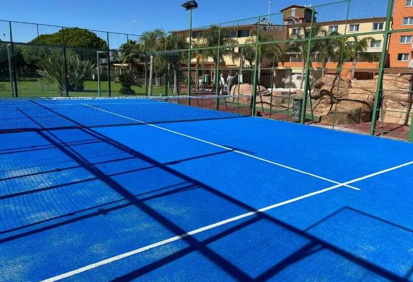 Hotelli Cambrils Paradise