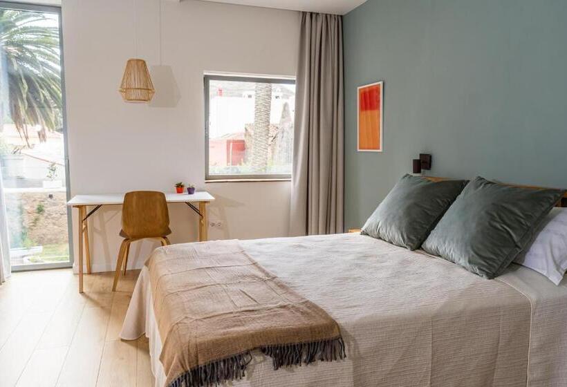 هتل Laguna Cool Living