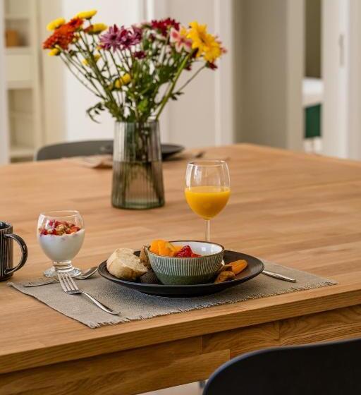 هتل Laguna Cool Living