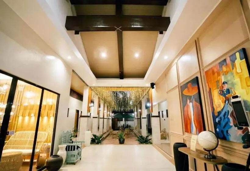 ホテル Marieli Suites