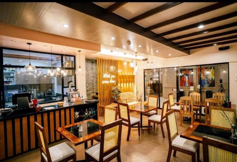 Hotell Marieli Suites