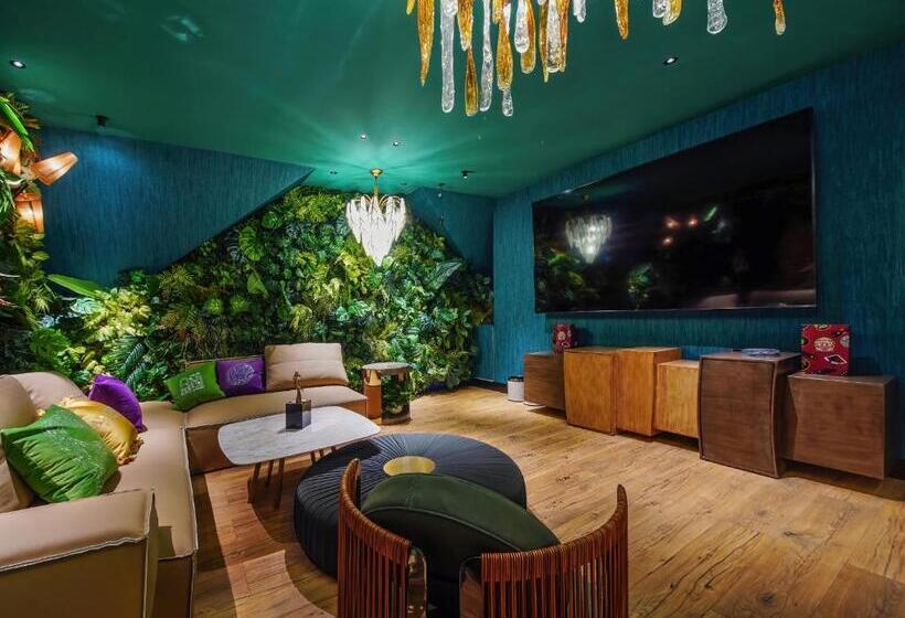 בית מלון כפרי Space Design