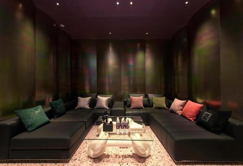 בית מלון כפרי Space Design