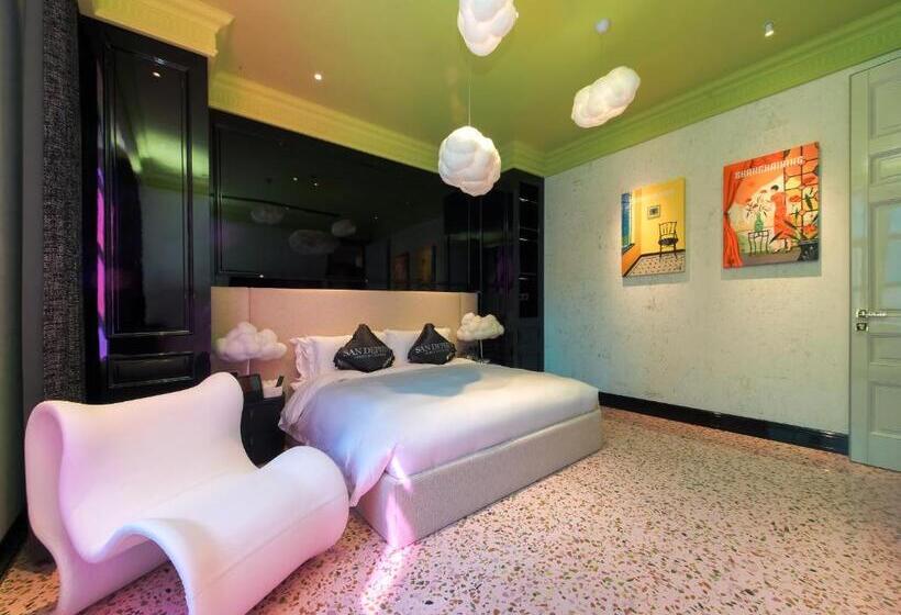 בית מלון כפרי Space Design