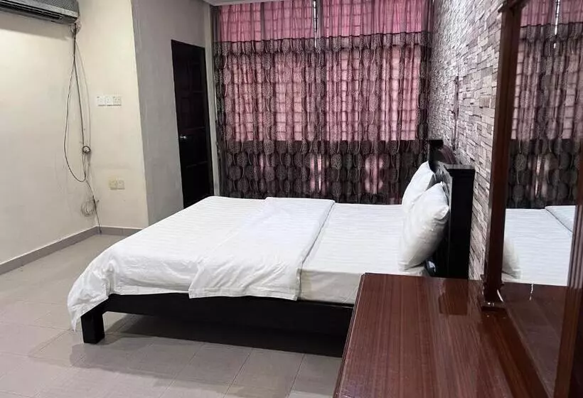 Majatalo Oyo Homes 90982 Hifi Rooms