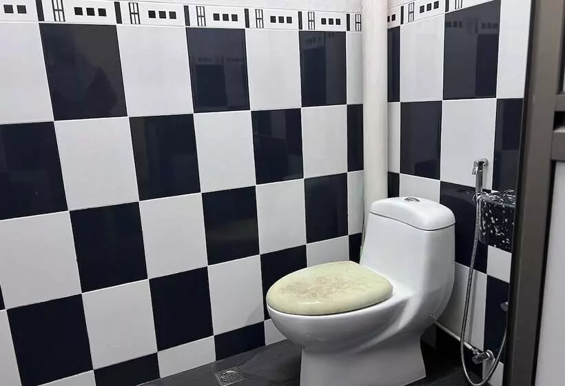 Majatalo Oyo Homes 90982 Hifi Rooms