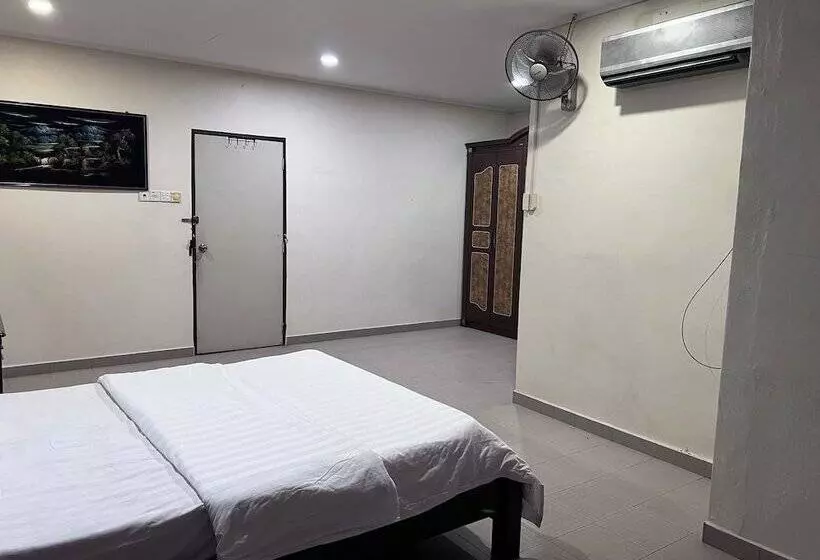 Majatalo Oyo Homes 90982 Hifi Rooms