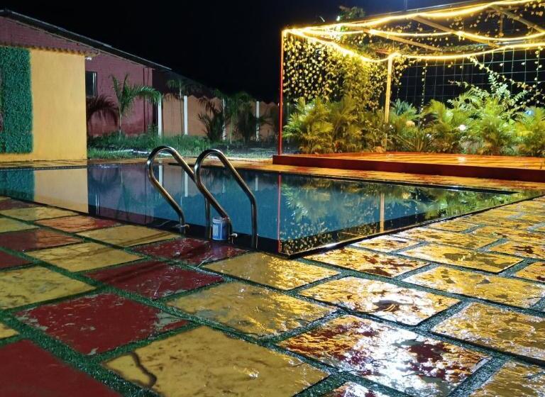 Resort Sun And Moon Farmhouse Salvad