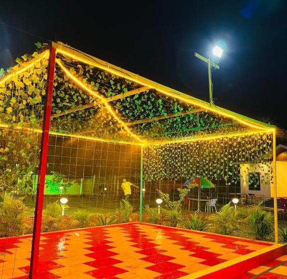 Resort Sun And Moon Farmhouse Salvad