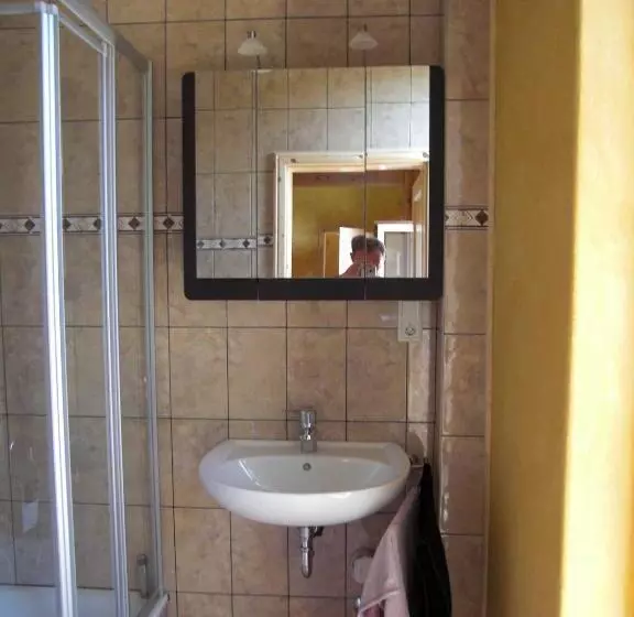 ホテル Appartement Halle Westfalen Künsebeck