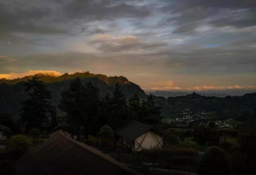 Hotelli Bzika Wonderland Retreat  Zhangjiajie National Forest Park Store