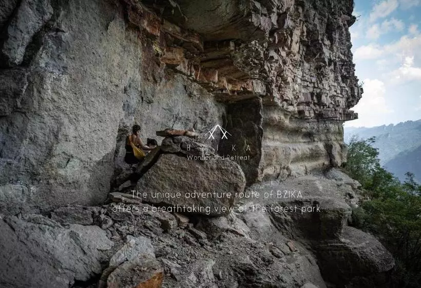 Hotelli Bzika Wonderland Retreat  Zhangjiajie National Forest Park Store